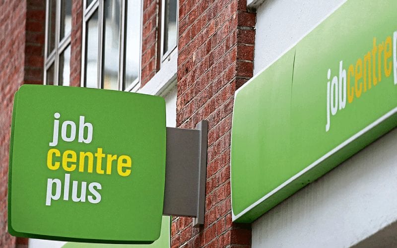 Façade d'une Agence pour l'emploi en Angleterre. 