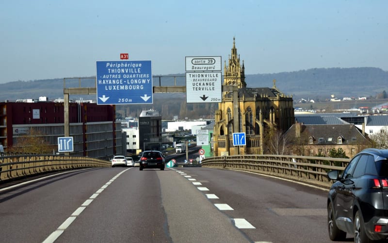 L'autoroute menant au Luxembourg de la France. 