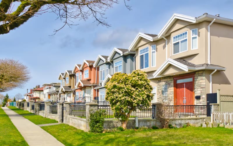 Des maisons traditionnelles à Vancouver au Canada. 