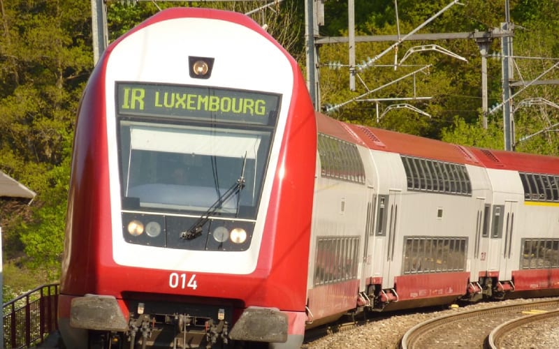 Un train régional au Luxembourg. 