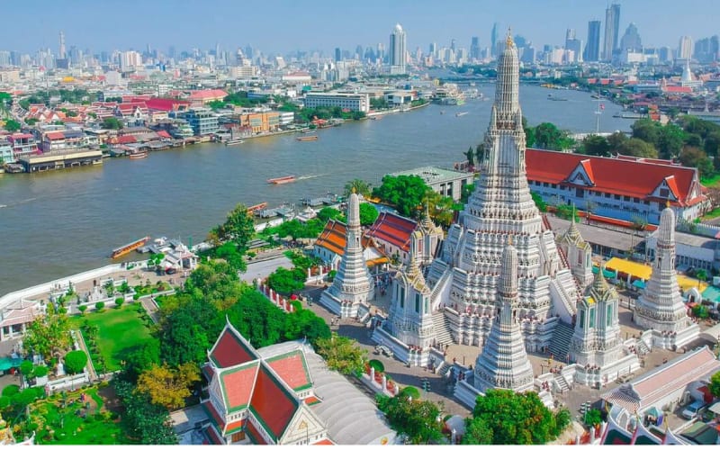 Temple wat arun à Bangkok. 
