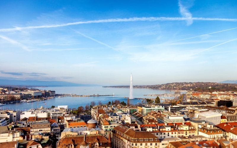 Une vue aérienne de la ville de Genève en Suisse. 
